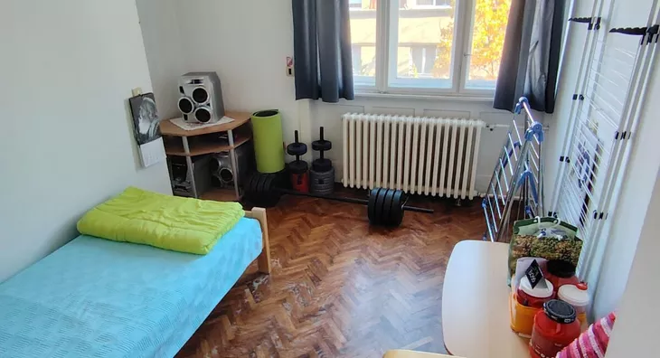 Četvoroiposoban stan | 4zida