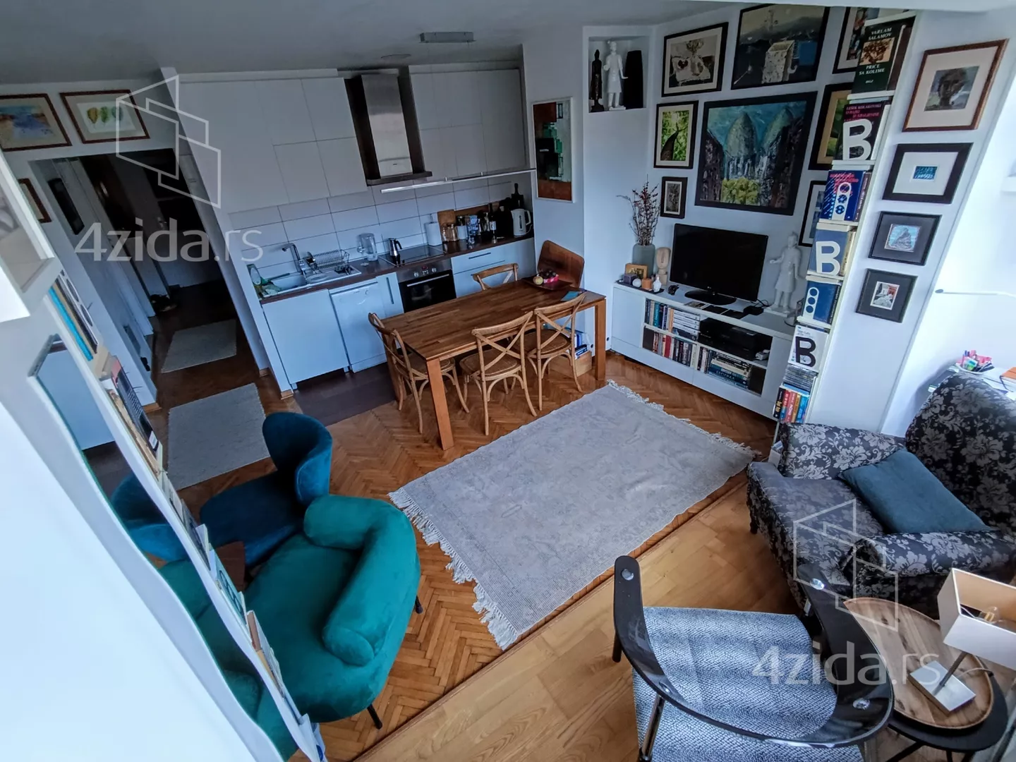 Dvoiposoban stan | 4zida