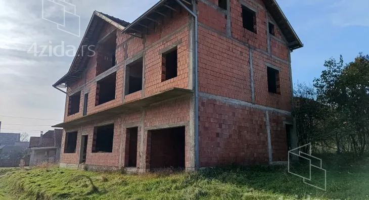 3-etažna kuća | 4zida