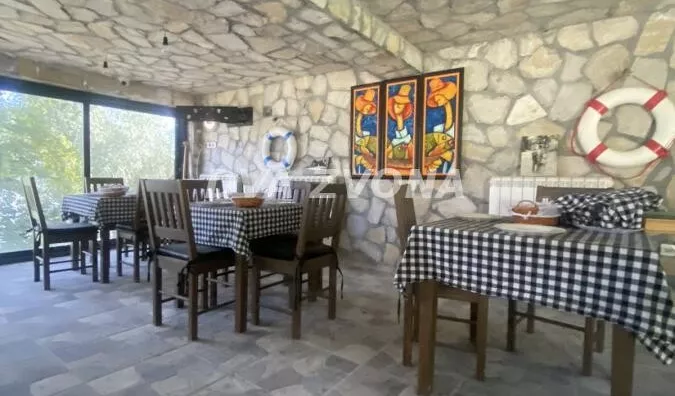 Ugostiteljski objekat | 4zida