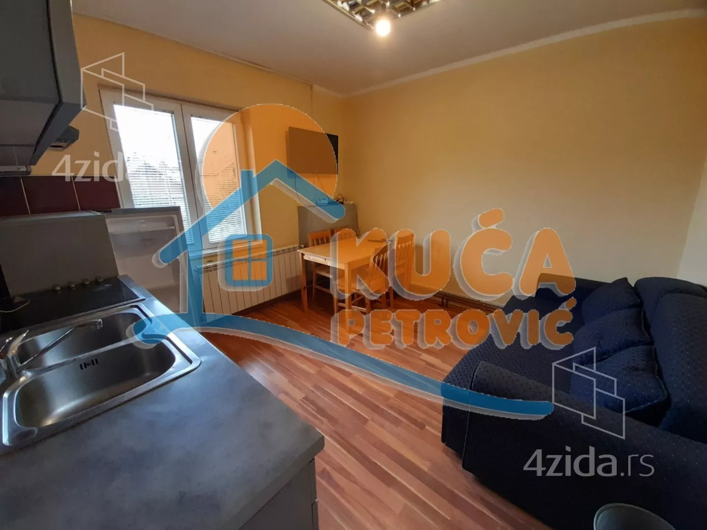 Troiposoban stan | 4zida