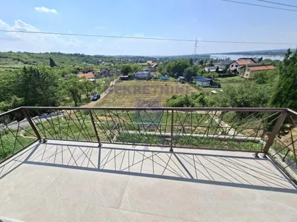 Donja Provalija | 4zida.rs