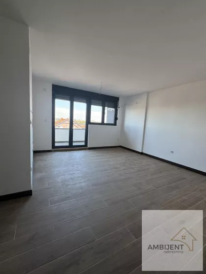 Novi Banovci | 4zida.rs