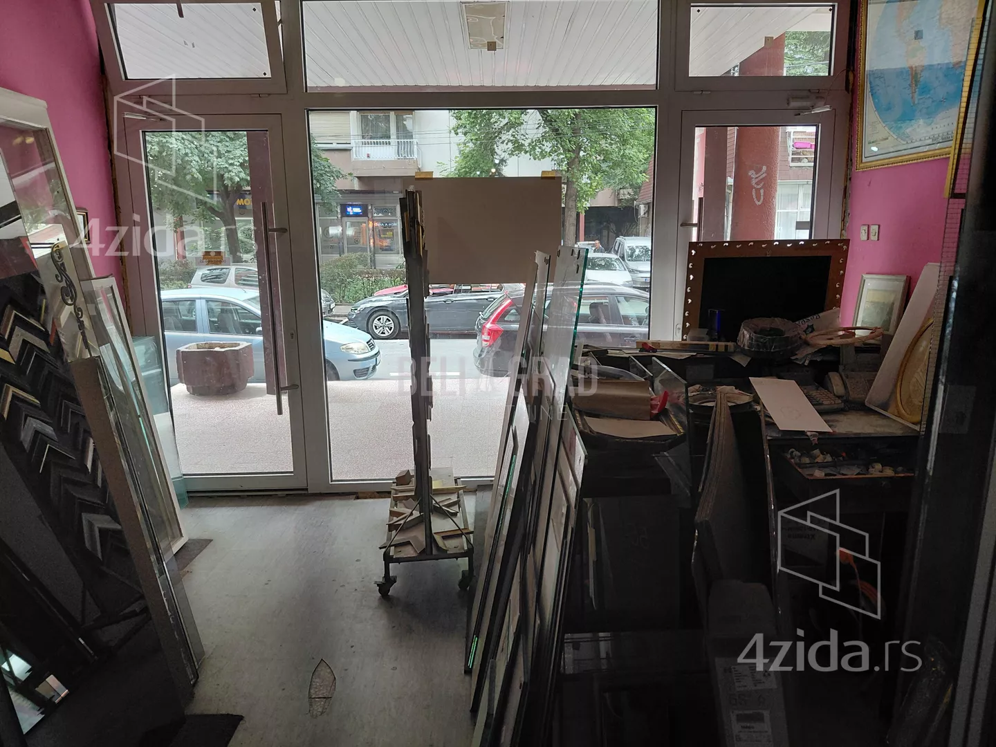 Lokal | 4zida