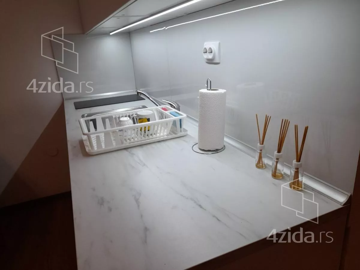 Garsonjera | 4zida