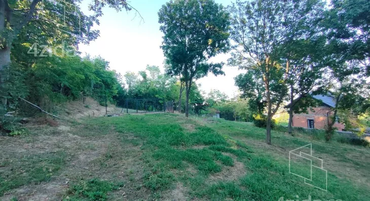 Plac | 4zida