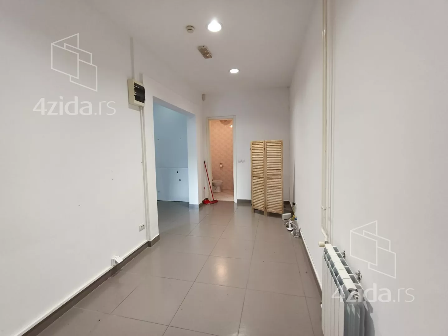 Lokal | 4zida