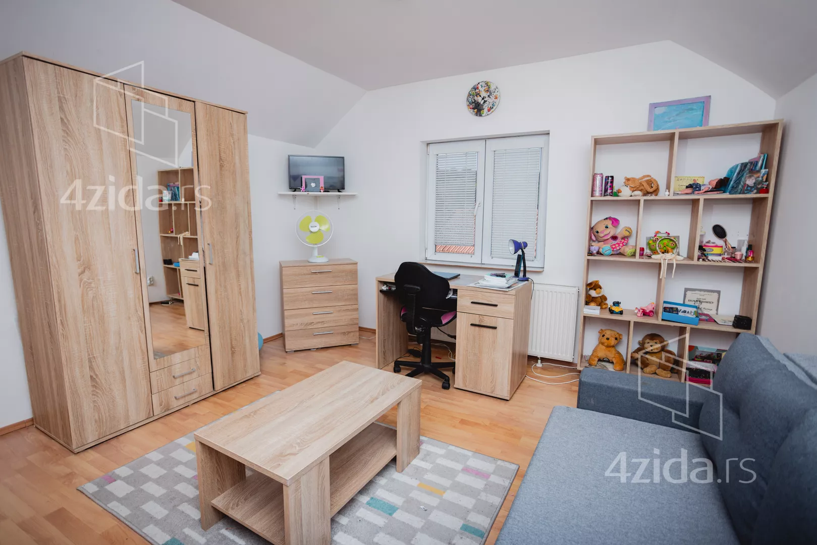 4-etažna kuća | 4zida
