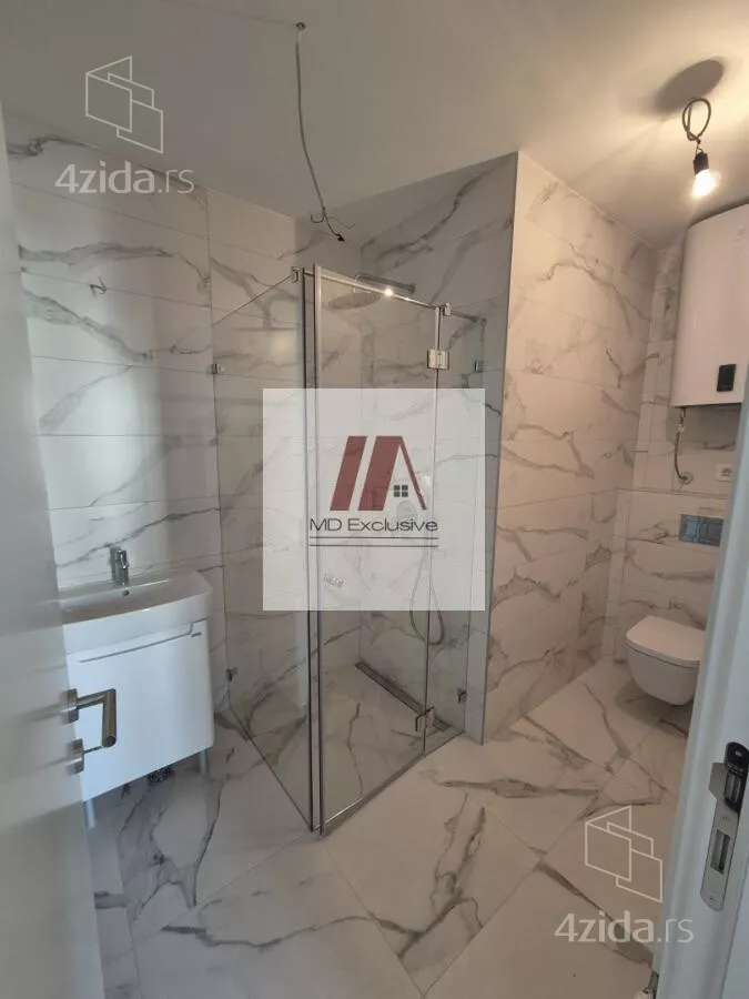 Petosoban stan | 4zida