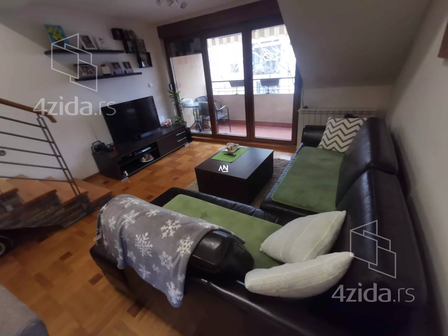 Četvorosoban stan | 4zida