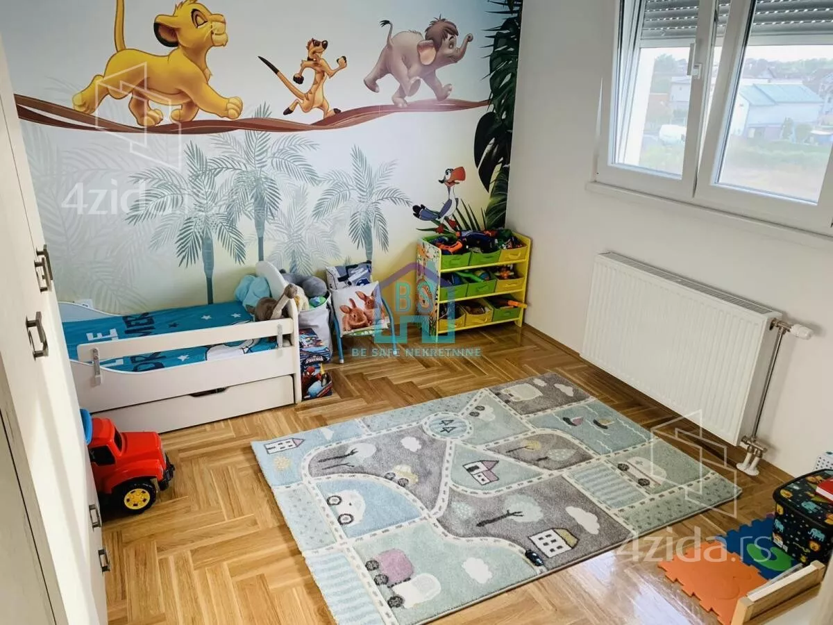 Dvoiposoban stan | 4zida