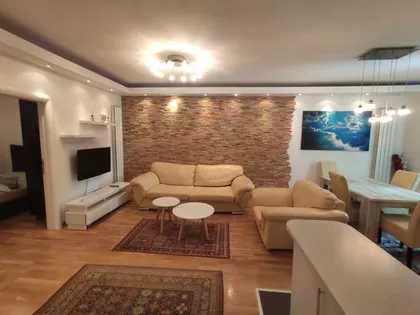 Gospodara Vučića | 4zida.rs