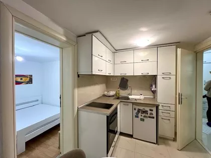 Crveni Krst Vračar | 4zida.rs