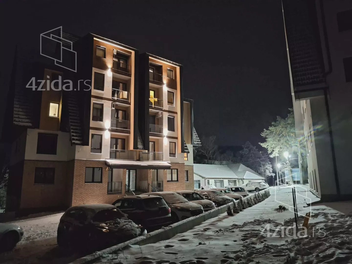 Jednoiposoban stan | 4zida