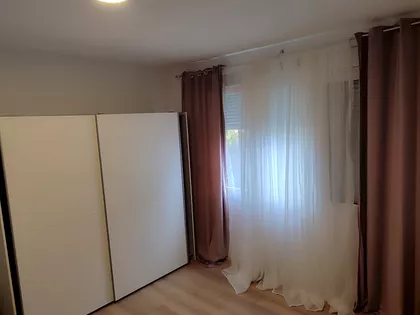 Kolonija | 4zida.rs