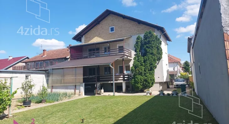 Kuća | 4zida