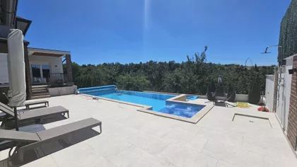 Nenadovac | 4zida.rs