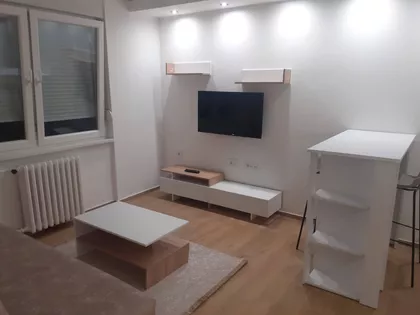 Bulevar Jaše Tomića | 4zida.rs