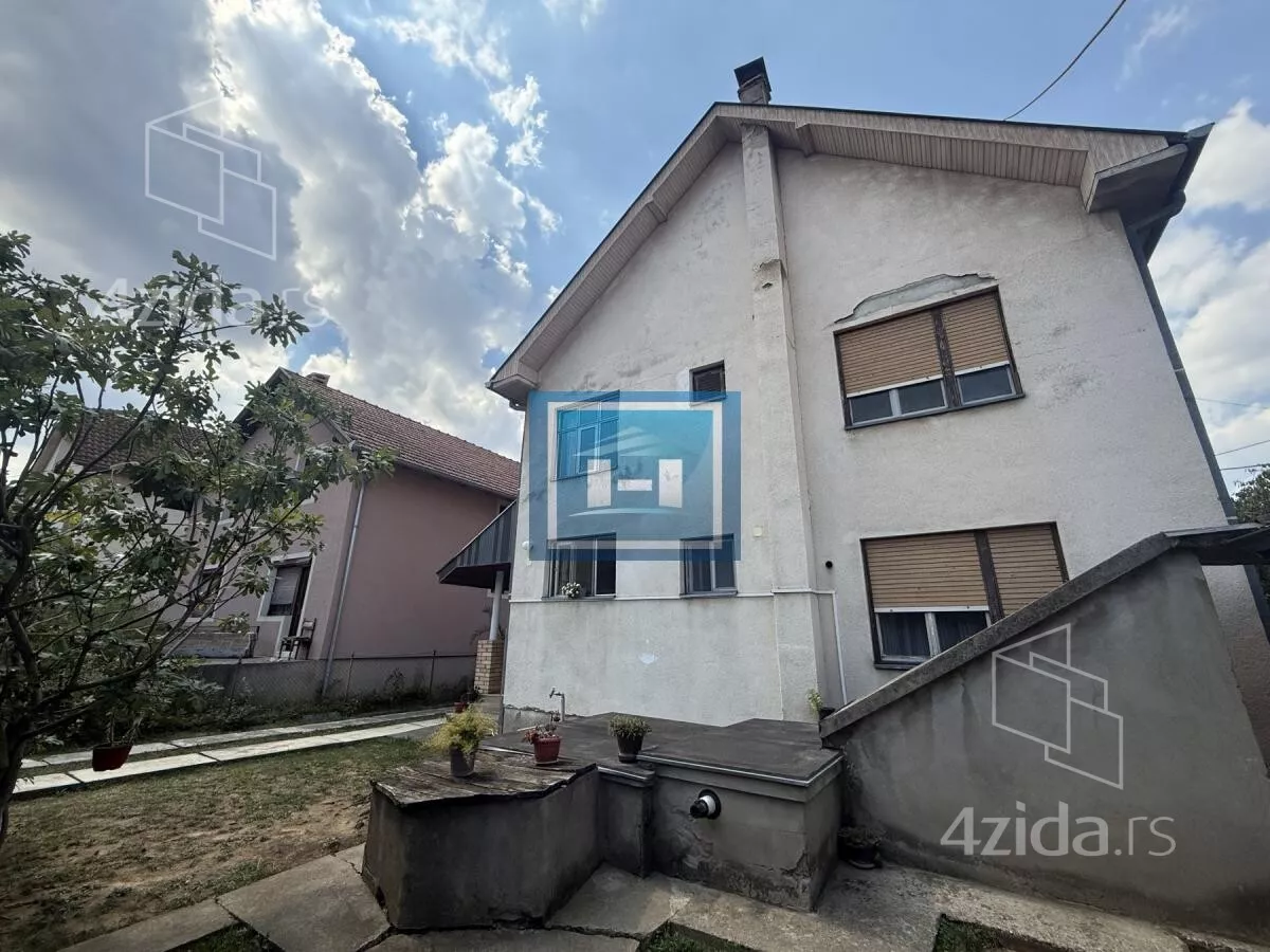 Kuća | 4zida