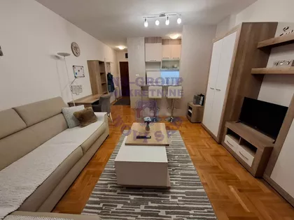 Bulevar Patrijarha Pavla (Somborski Bulevar) | 4zida.rs