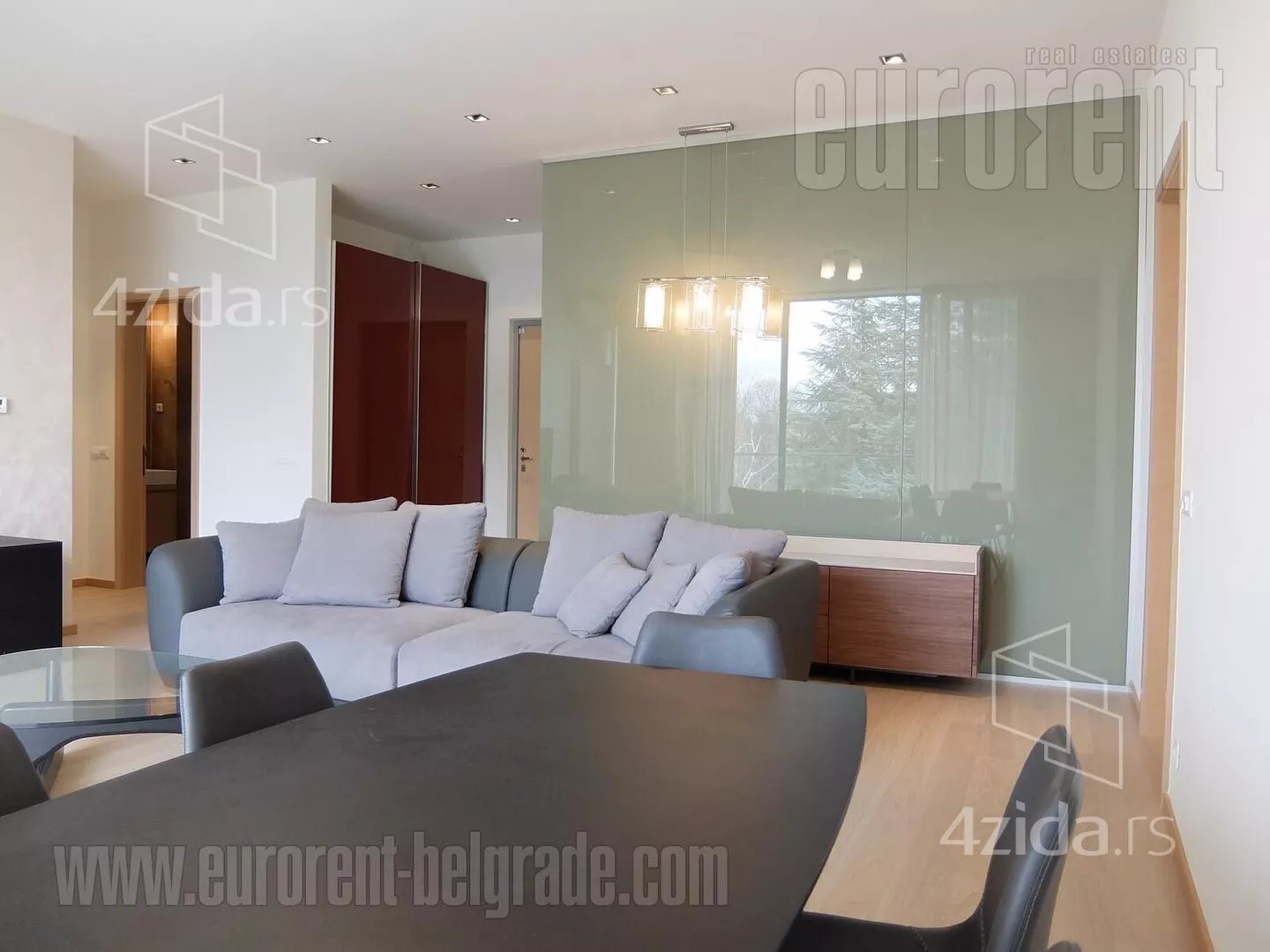 Petosoban stan | 4zida