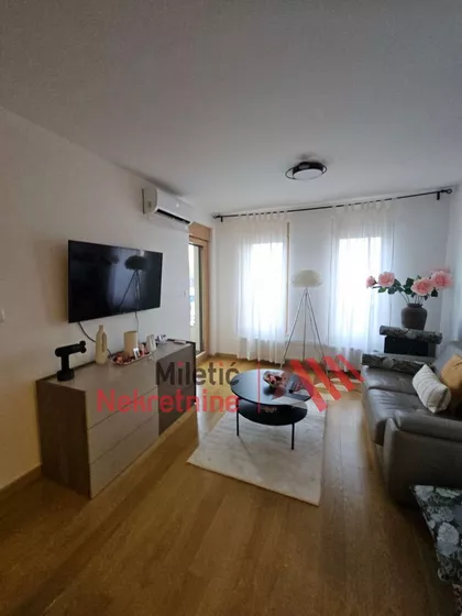 Gradske lokacije | 4zida.rs