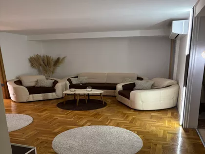 Generala Tranijea 2 | 4zida.rs