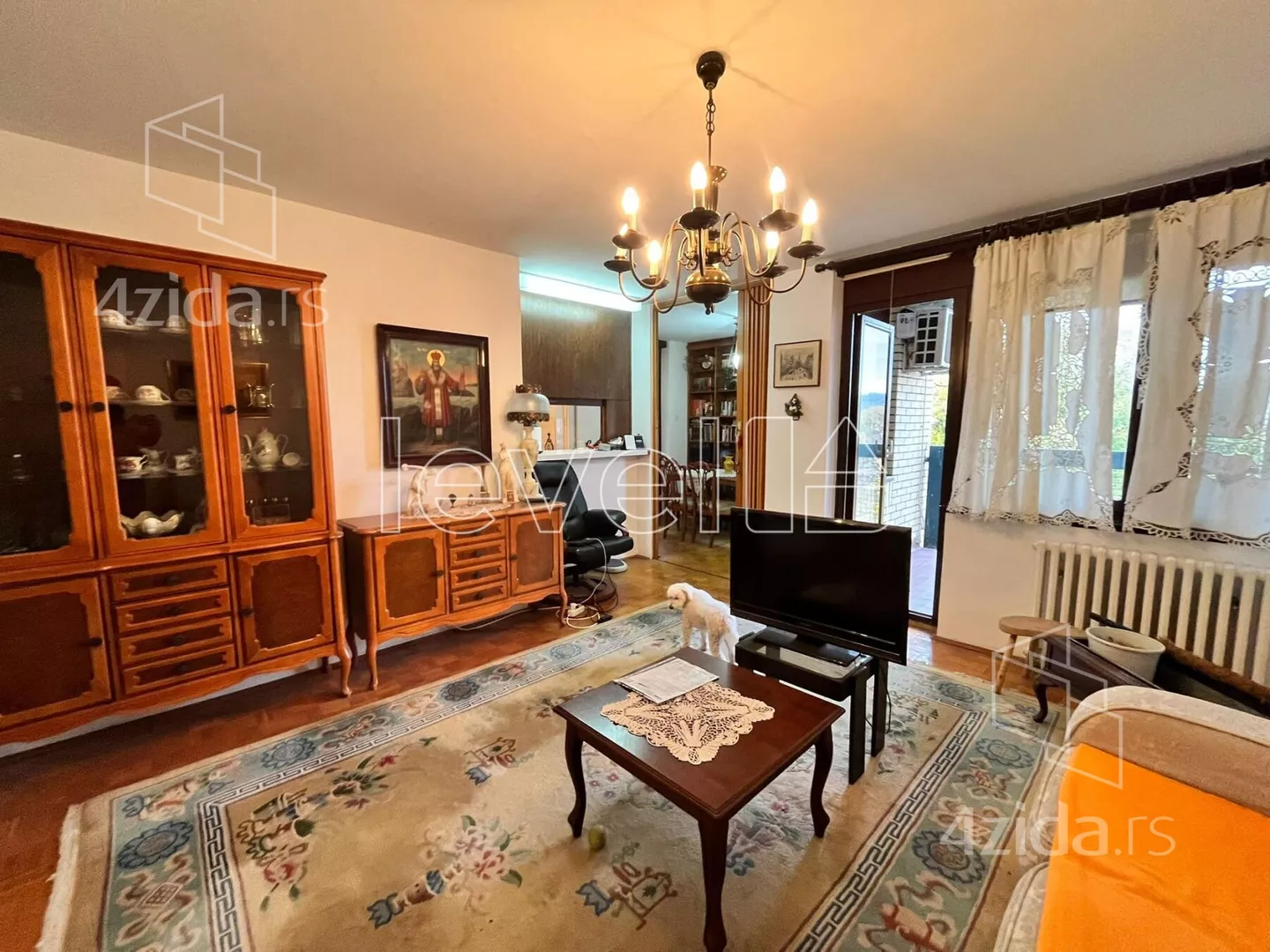 Troiposoban stan | 4zida