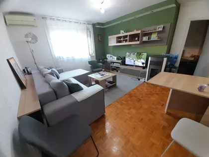 Kolonija | 4zida.rs