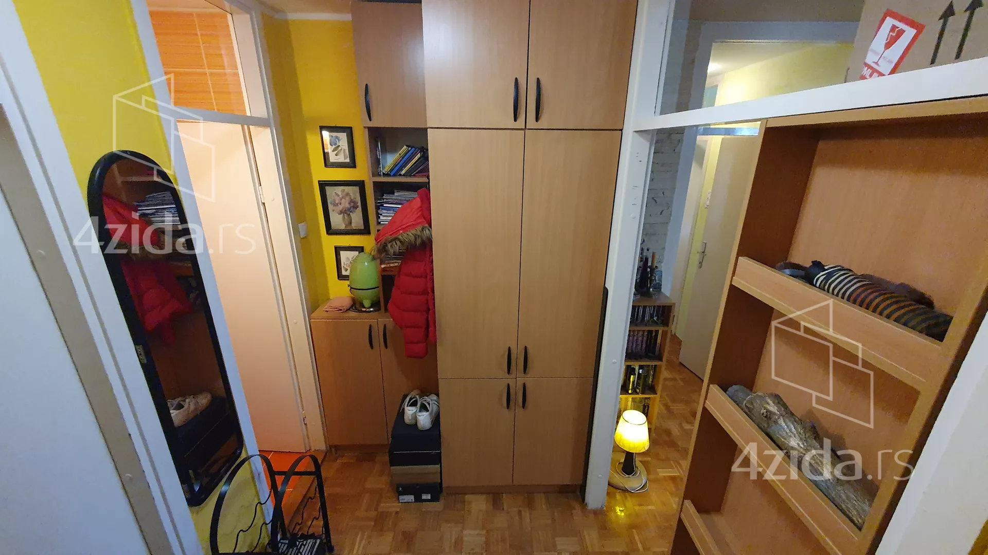 Troiposoban stan | 4zida