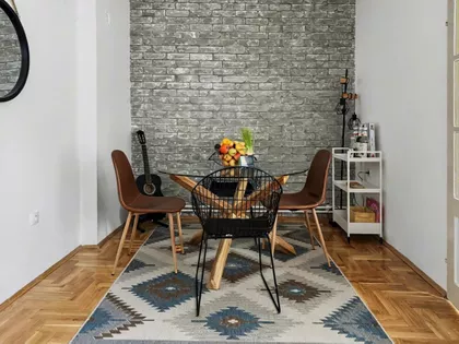 Donji Grad | 4zida.rs