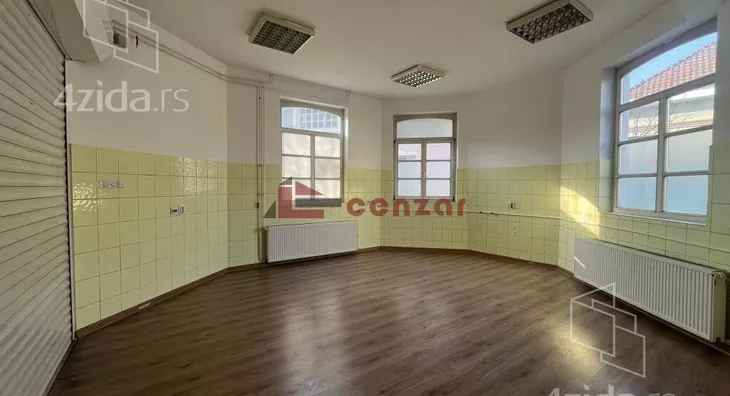 Poslovni prostor | 4zida