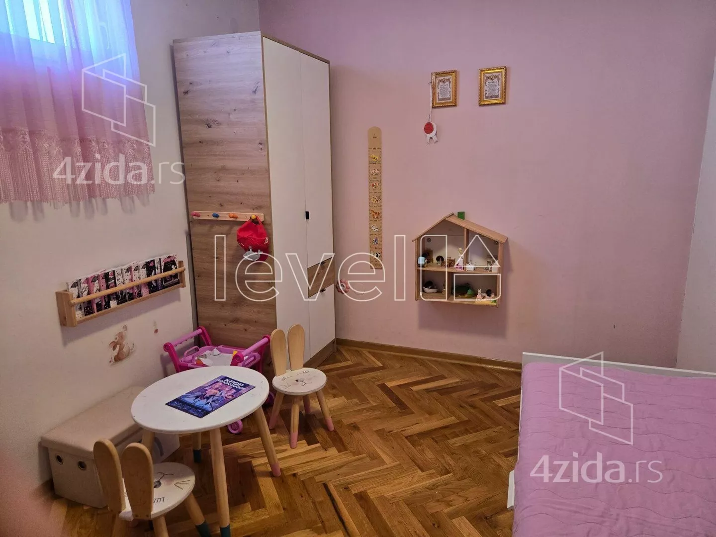Troiposoban stan | 4zida