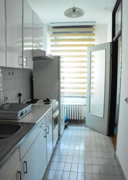 Crveni Krst Vračar | 4zida.rs