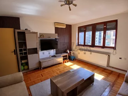 Trg kralja Aleksandra Ujedinitelja | 4zida.rs