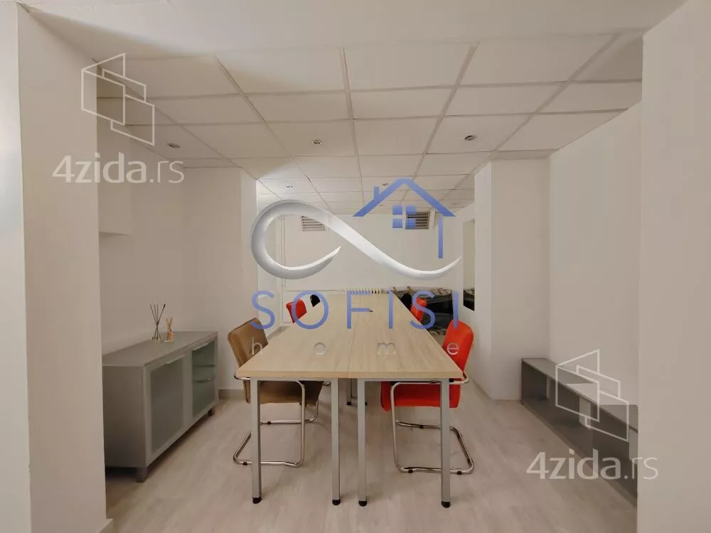 Lokal | 4zida