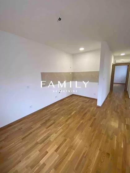 Tihomira Arsića | 4zida.rs