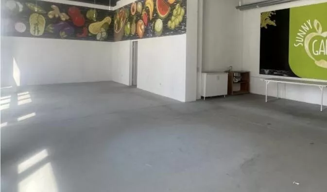 Lokal | 4zida