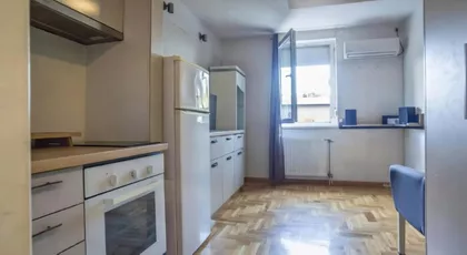 Zagrađe 24j | 4zida.rs