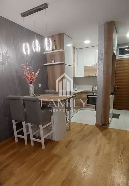 Rotkvarija | 4zida.rs