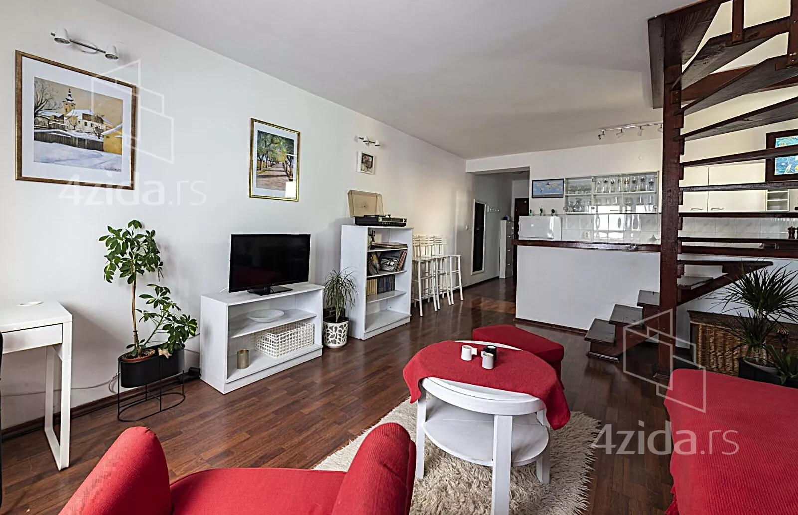 Trosoban stan | 4zida