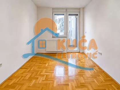 Cara Dušana | 4zida.rs
