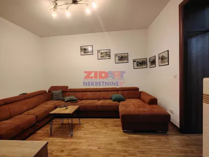 Cara Dušana | 4zida.rs