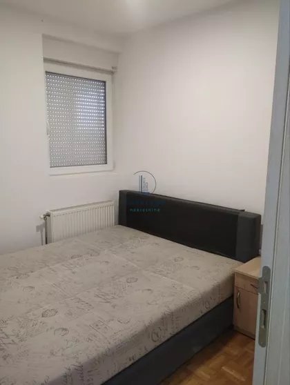 Luja Daviča | 4zida.rs