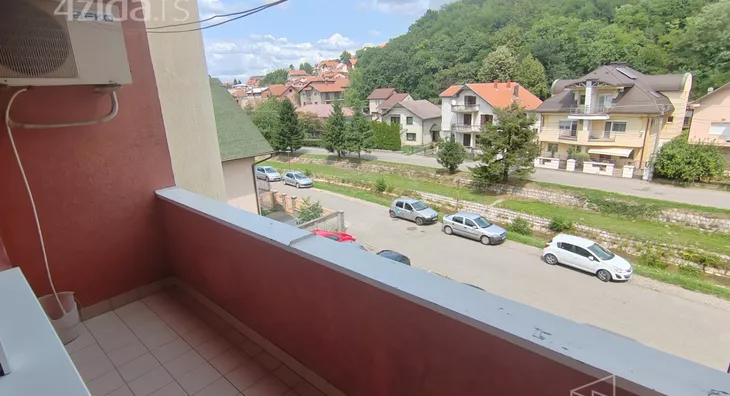 Garsonjera | 4zida