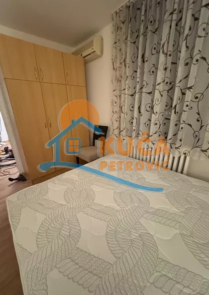 Jovana Ristića | 4zida.rs