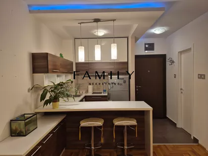 Novo Naselje | 4zida.rs