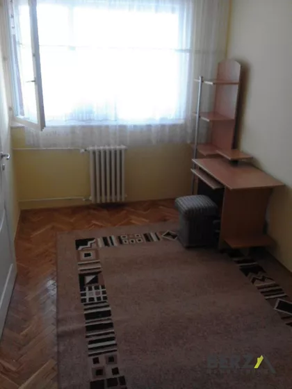 Železnička stanica | 4zida.rs