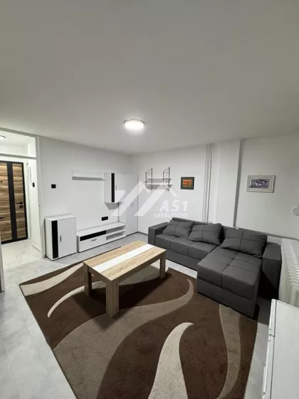 Bulevar Cara Lazara | 4zida.rs