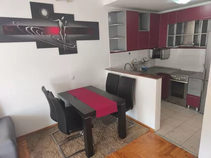 Mozerova | 4zida.rs